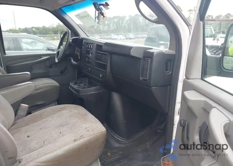 2013 Chevrolet Express 2500 Work Van из США, поврежденный, VIN 1GCWGFCA2D1158787